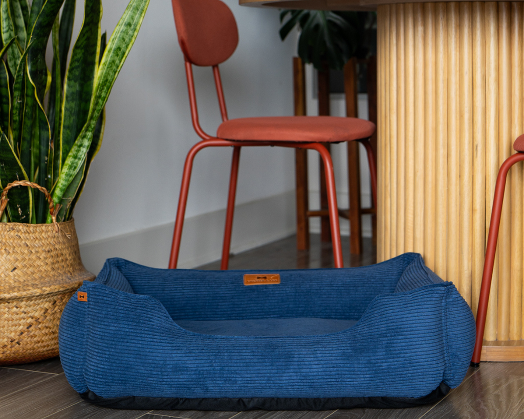Chester & Lee | Fancy Corduroy Sleeper Dog Bed
